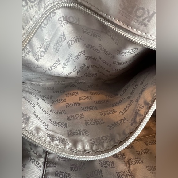 Michael Kors Silver/Grey Logo Printed Tote - Picture 6 of 7